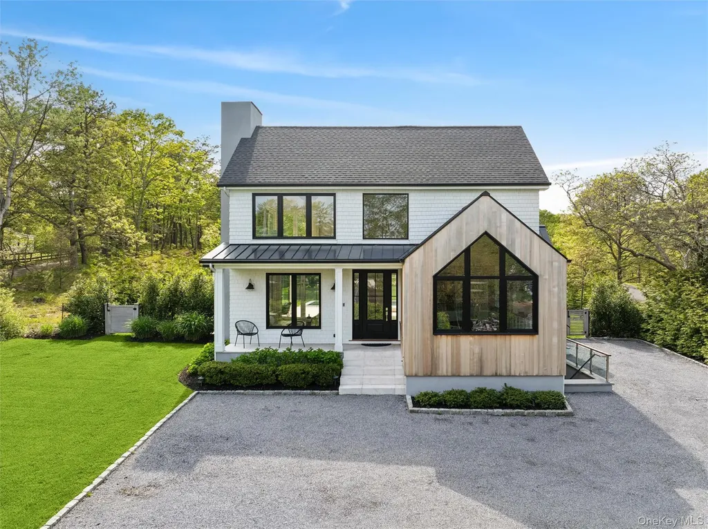28 Canoe Place Road Hampton Bays NY 11946