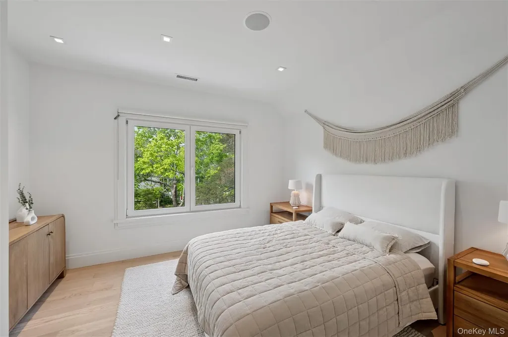 28 Canoe Place Road Hampton Bays NY 11946
