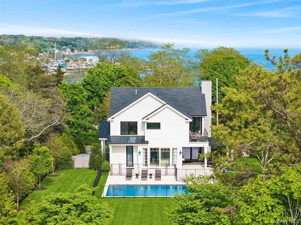 28 Canoe Place Road Hampton Bays NY 11946
