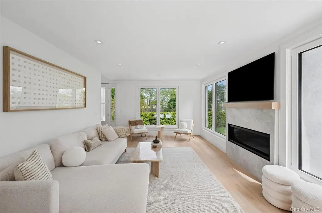 28 Canoe Place Road Hampton Bays NY 11946