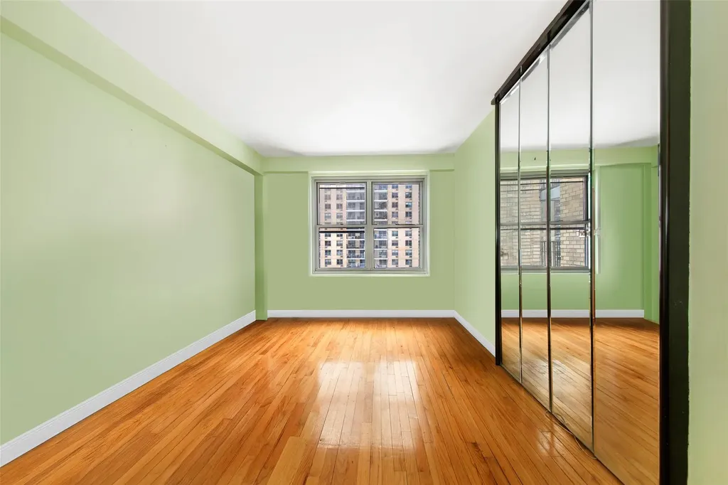 501 Surf Avenue Brooklyn NY 11224