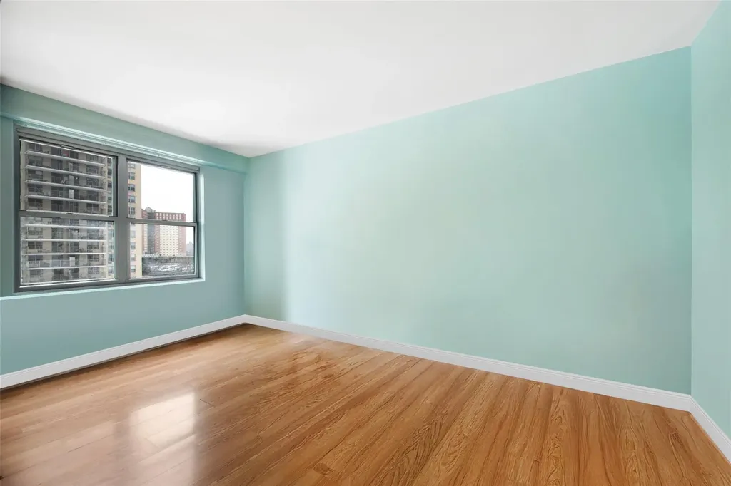 501 Surf Avenue Brooklyn NY 11224