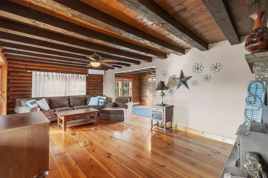5744 Route 209 Kerhonkson NY 12446