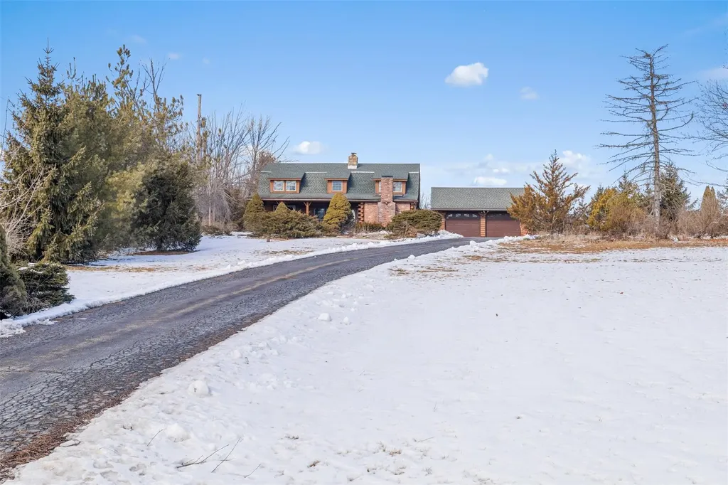 5744 Route 209 Kerhonkson NY 12446