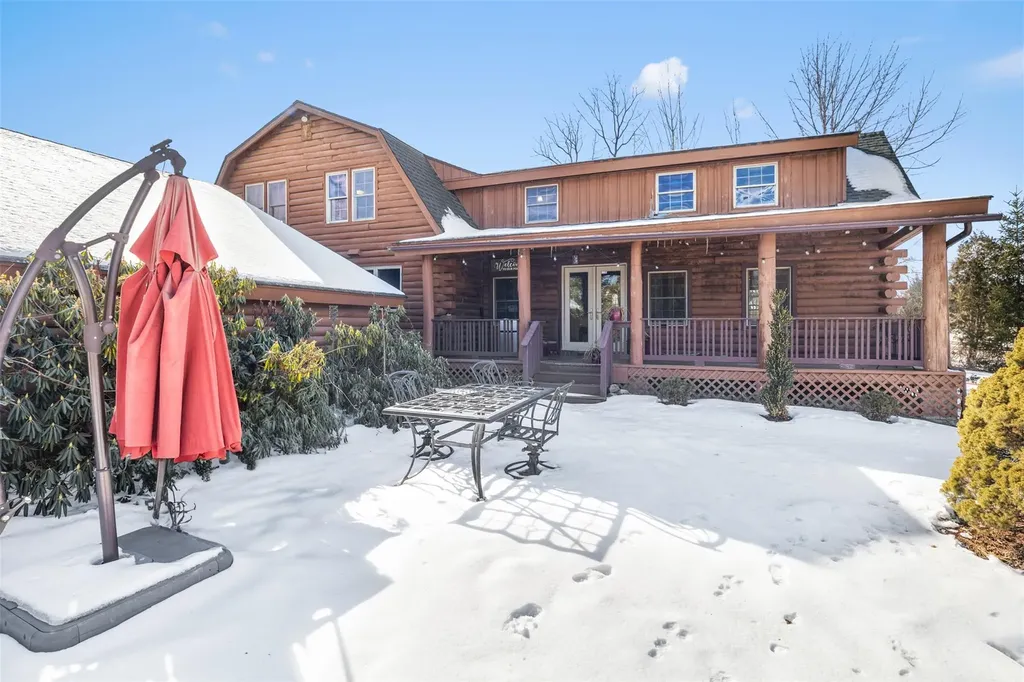 5744 Route 209 Kerhonkson NY 12446