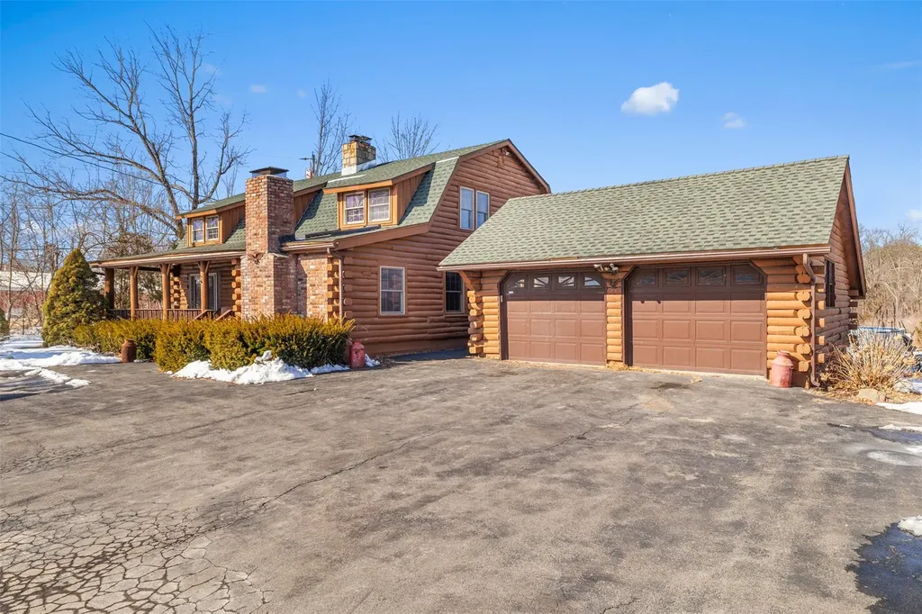 5744 Route 209 Kerhonkson NY 12446