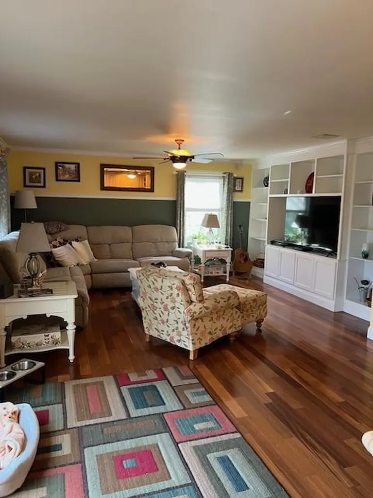 1375 Pine Drive Bay Shore NY 11706