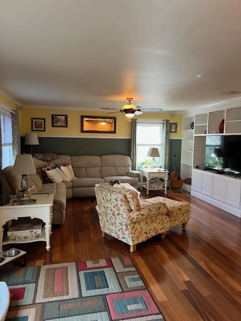 1375 Pine Drive Bay Shore NY 11706