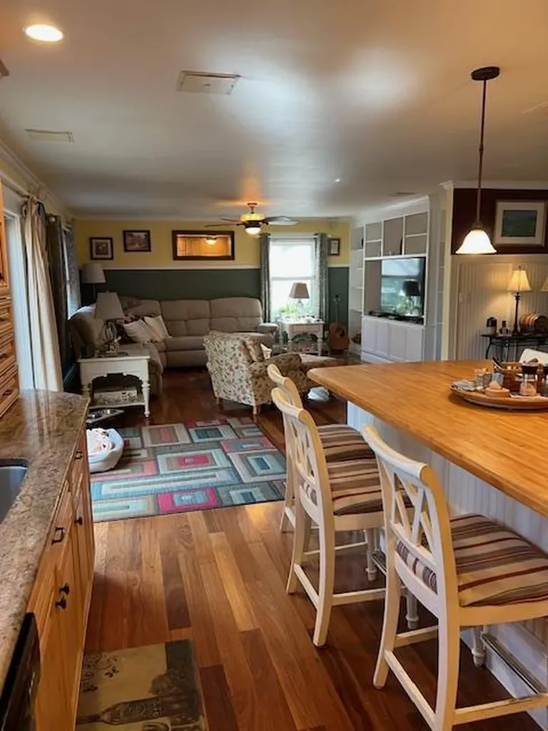 1375 Pine Drive Bay Shore NY 11706