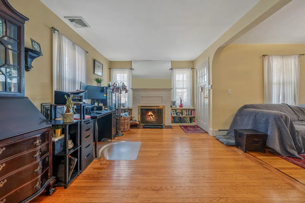 2552 Washington Avenue Oceanside NY 11572