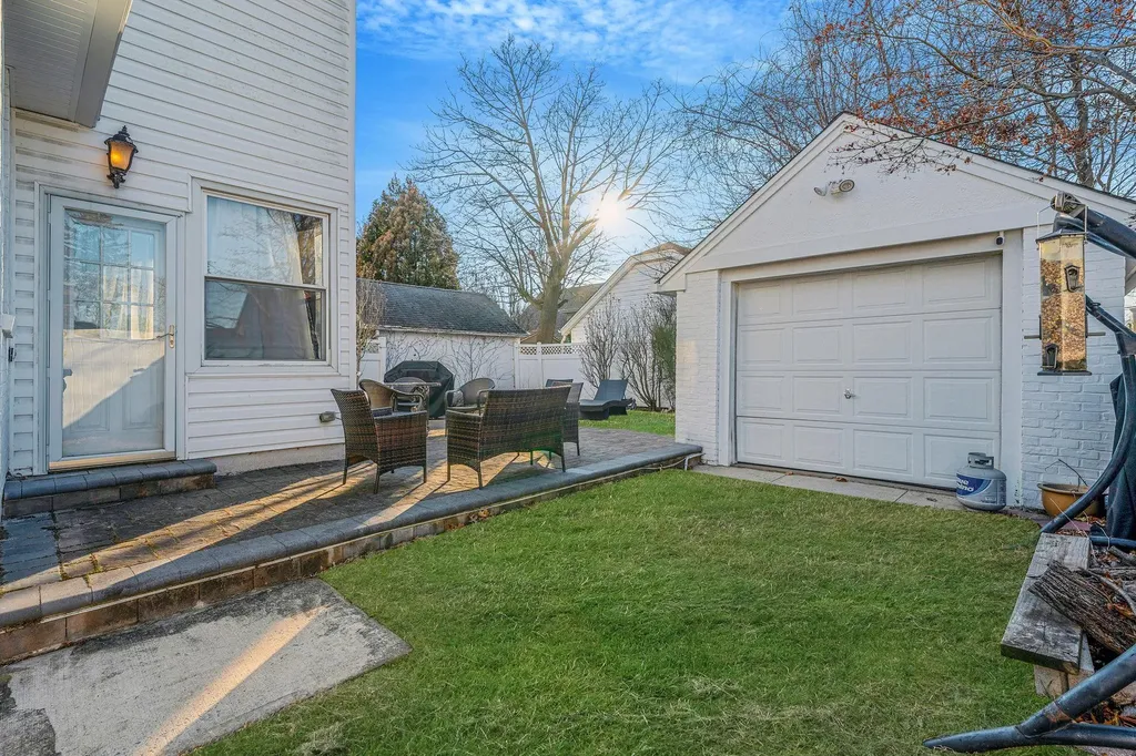 2552 Washington Avenue Oceanside NY 11572