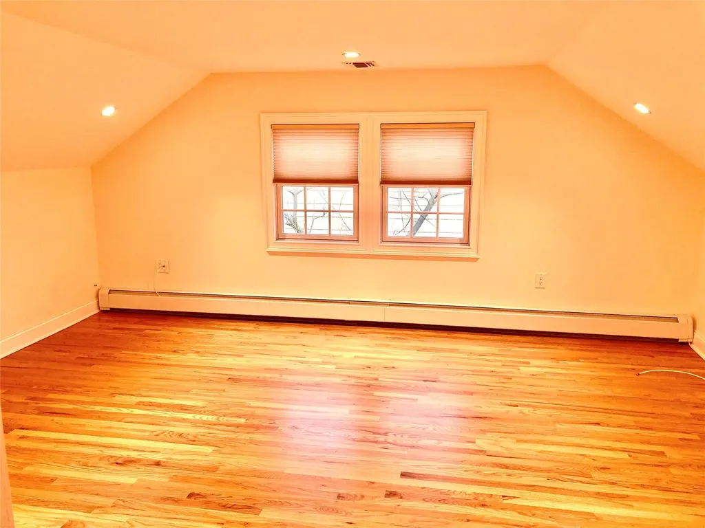 20 Soundview Avenue Oyster Bay NY 11771