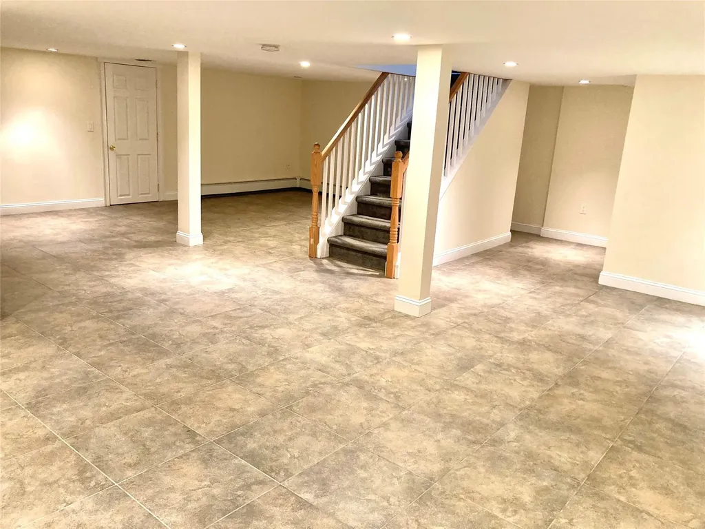 20 Soundview Avenue Oyster Bay NY 11771