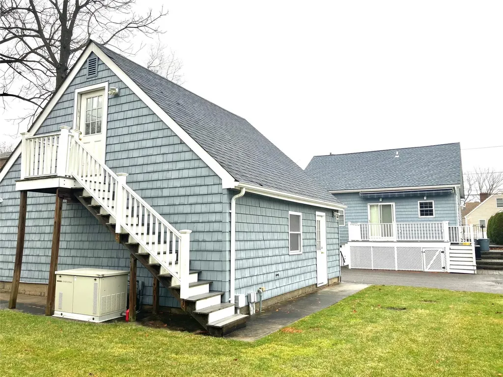 20 Soundview Avenue Oyster Bay NY 11771