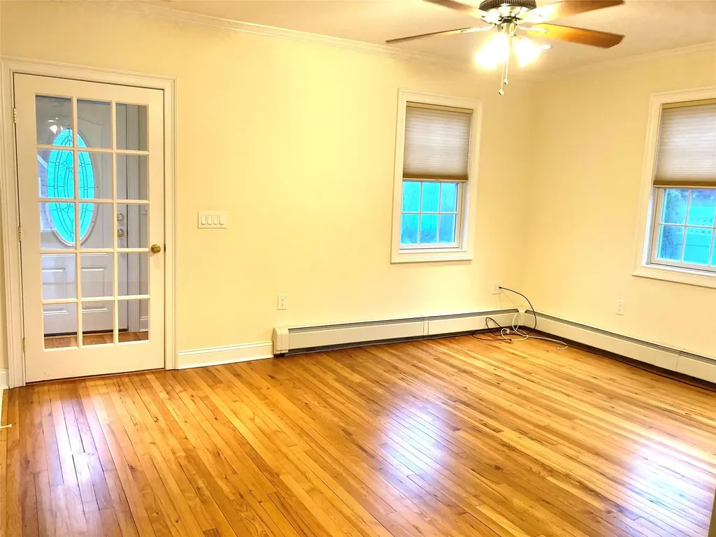 20 Soundview Avenue Oyster Bay NY 11771