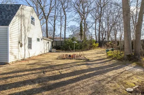 16 College Hills Drive Farmingville NY 11738