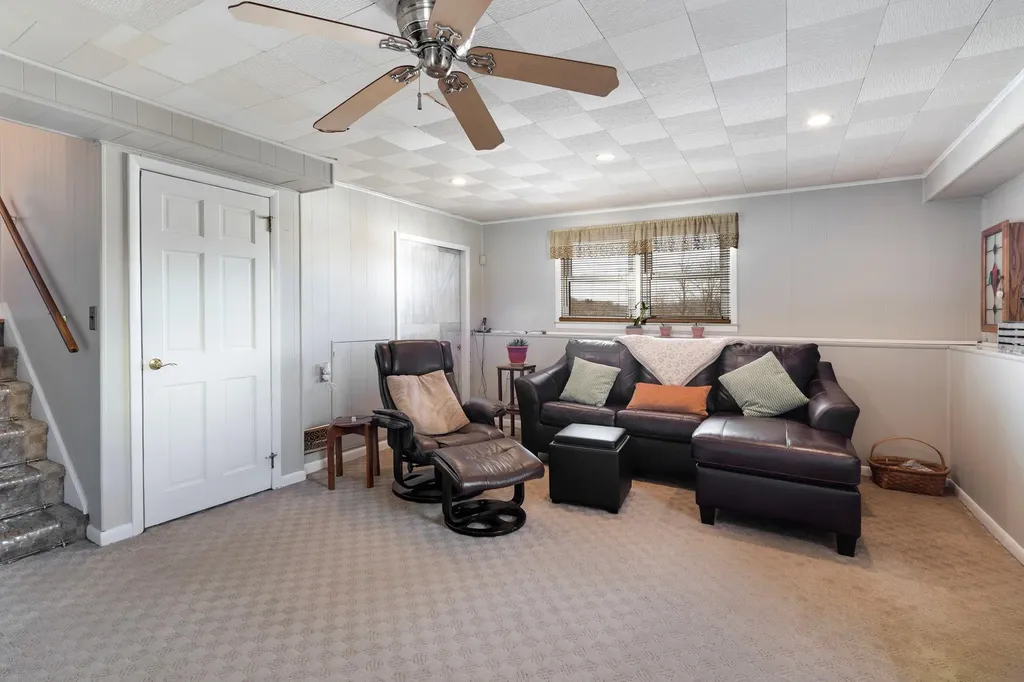 22 Pamela Lane Valhalla NY 10595