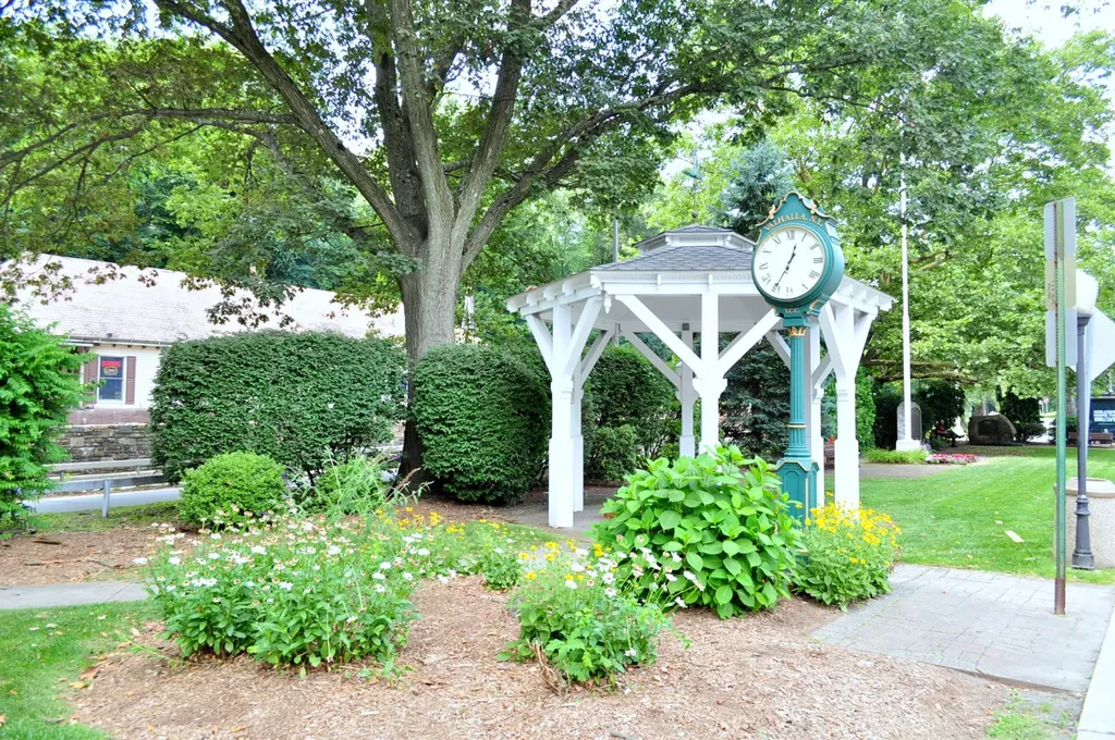22 Pamela Lane Valhalla NY 10595