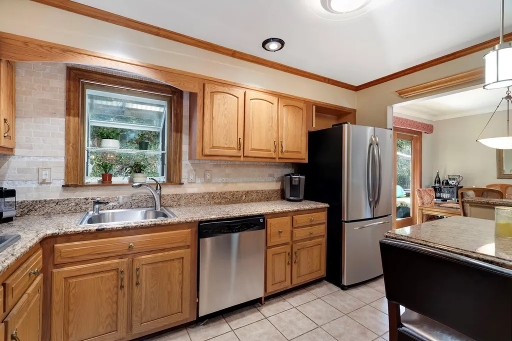 22 Pamela Lane Valhalla NY 10595
