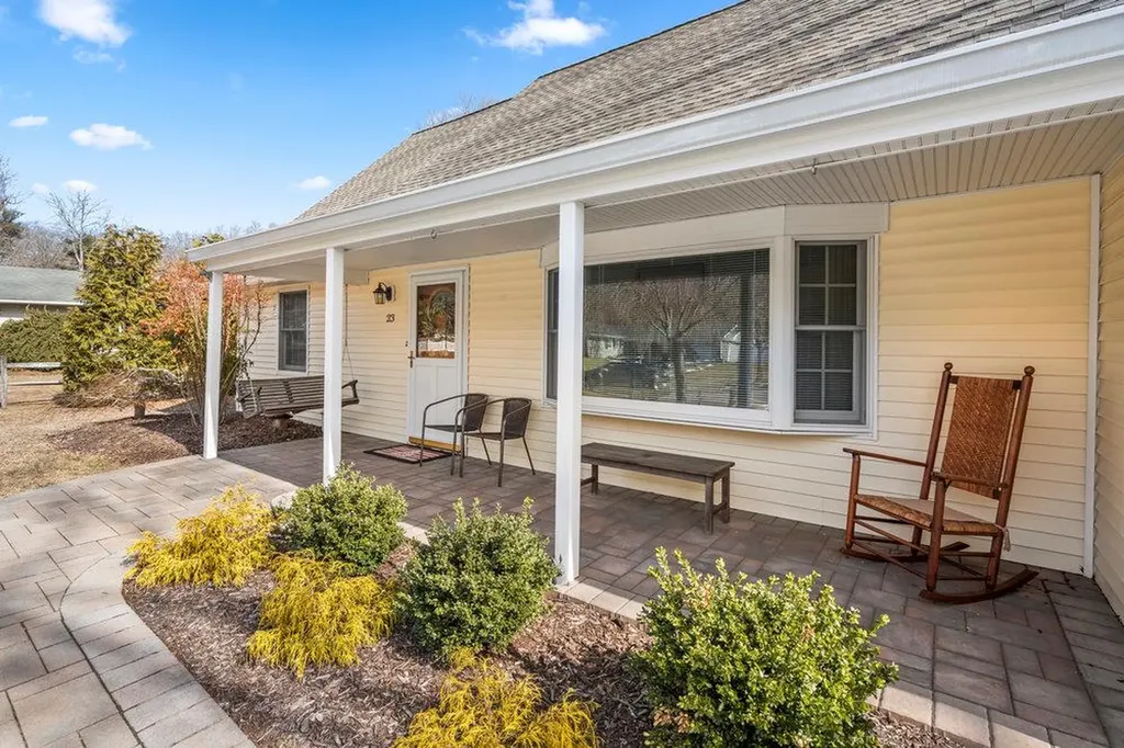 23 Sheppard Lane Brookhaven NY 11790