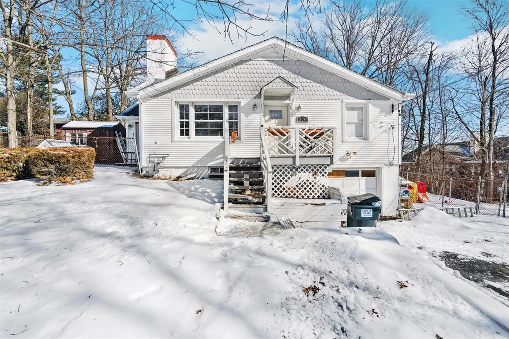 304 Broadway Maybrook NY 12543
