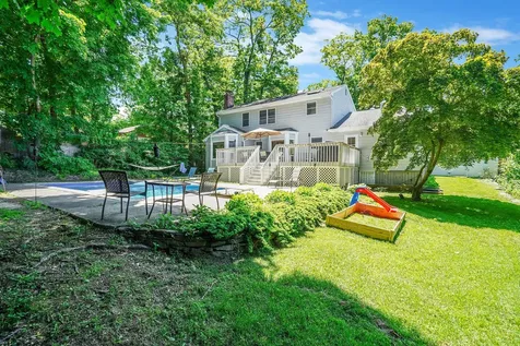 9 4th Avenue Rocky Point NY 11778