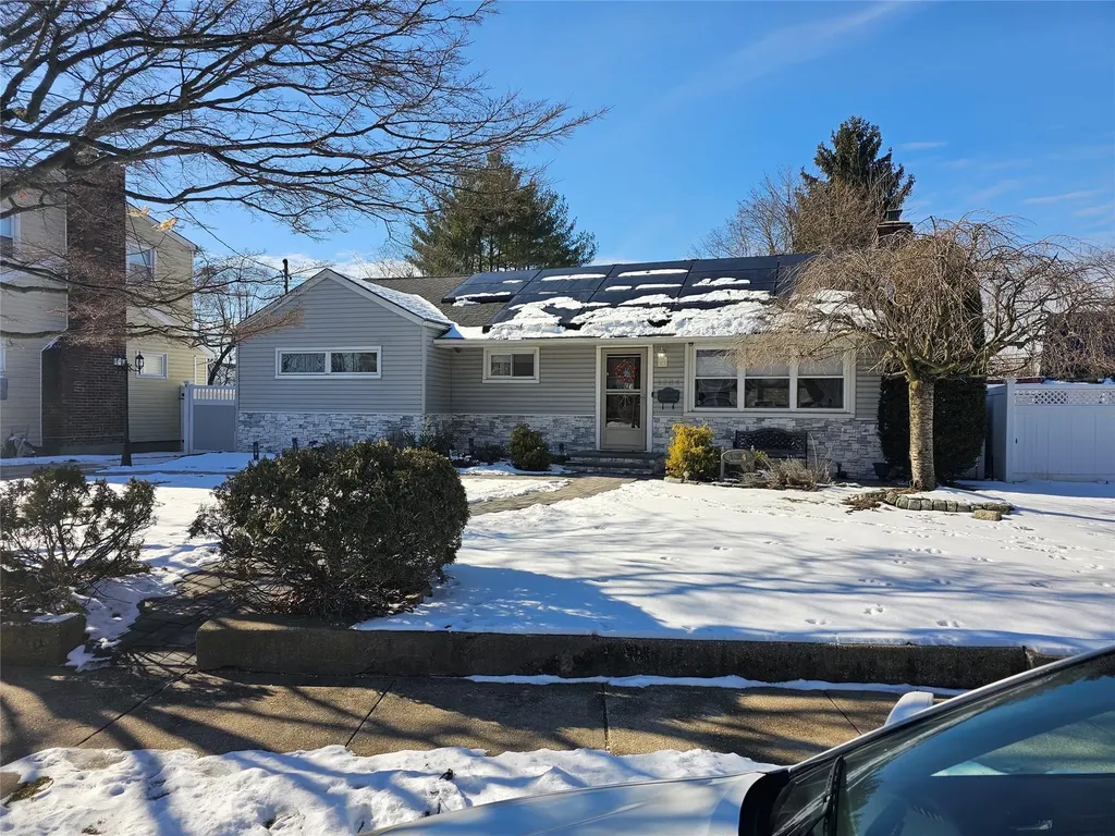 1284 Forest Avenue Baldwin NY 11510