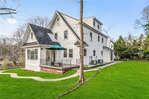 4 Brook Lane Scarsdale NY 10583
