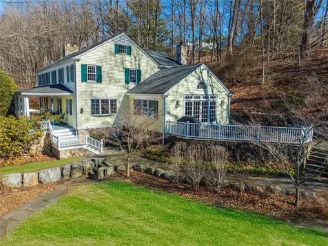 10 Whippoorwill Road Armonk NY 10504
