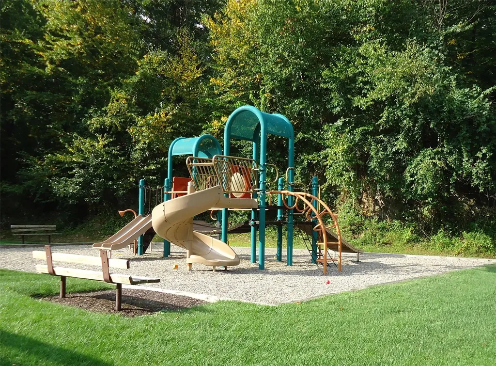 312 Saddle Trail Ossining NY 10562