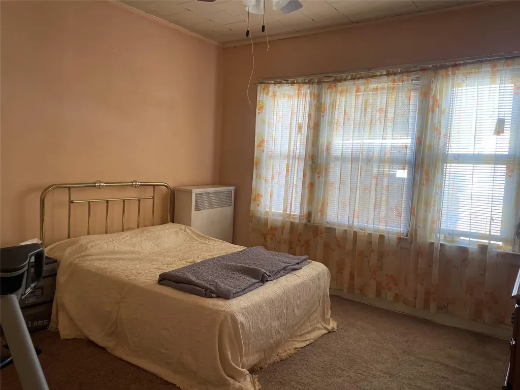 1008 E 42nd Street Brooklyn NY 11210