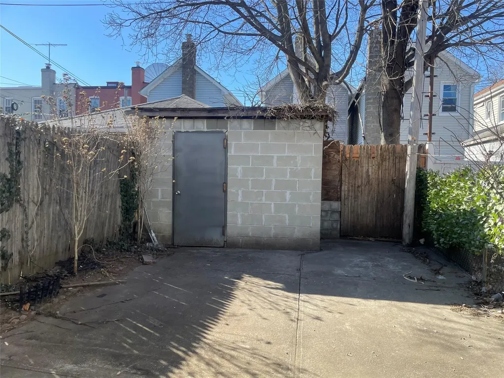 1008 E 42nd Street Brooklyn NY 11210