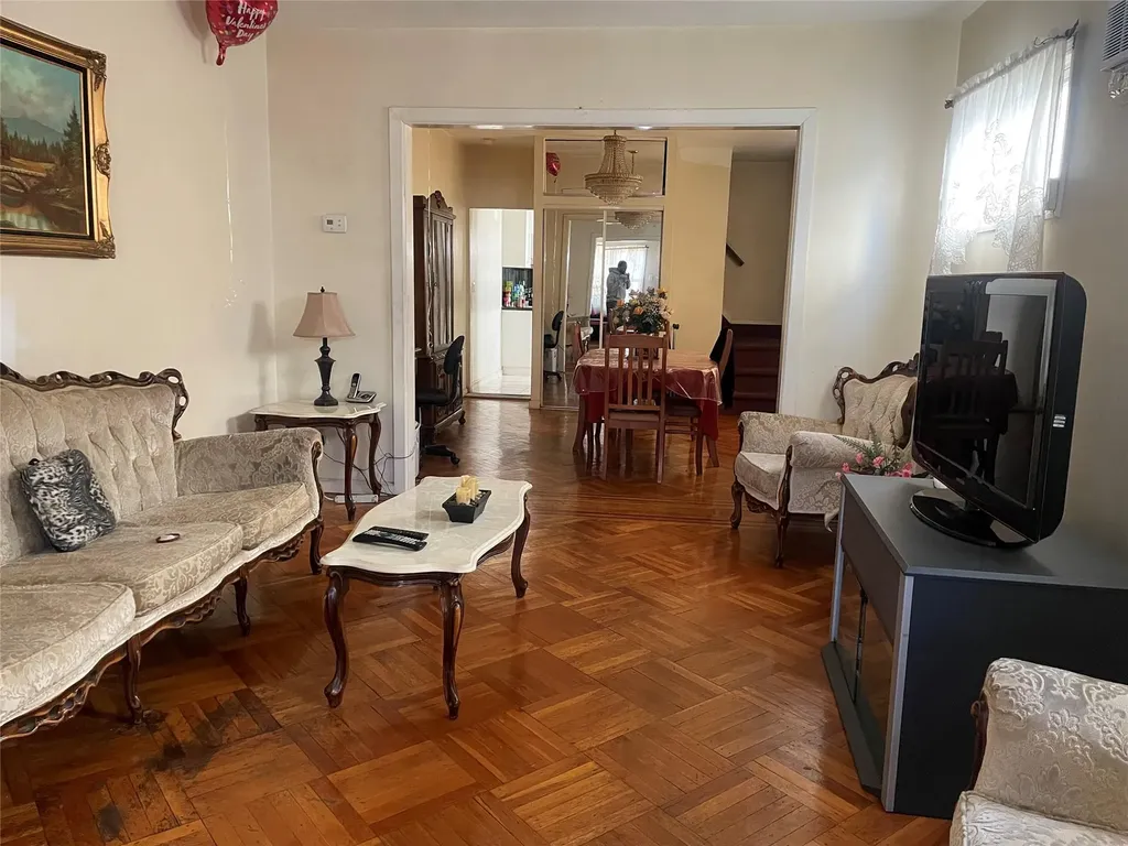 1008 E 42nd Street Brooklyn NY 11210