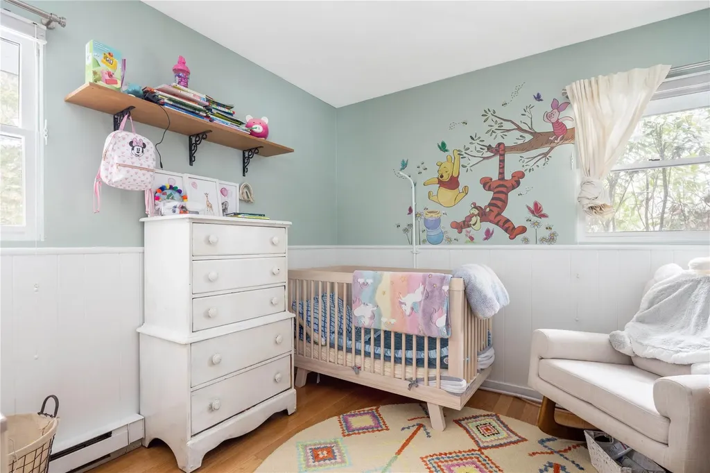 143 Gardiner Avenue East Hampton NY 11937