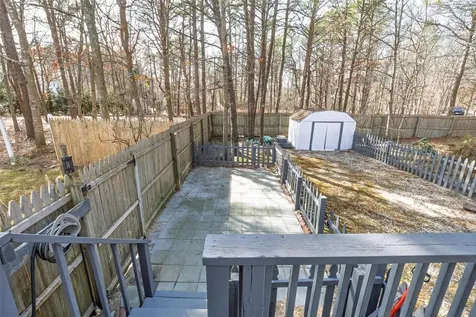 9 Jerusalem Hollow Road Manorville NY 11949