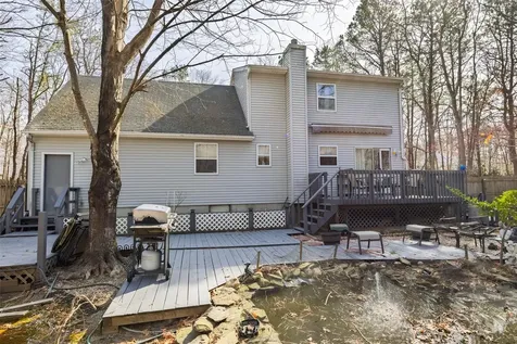 9 Jerusalem Hollow Road Manorville NY 11949