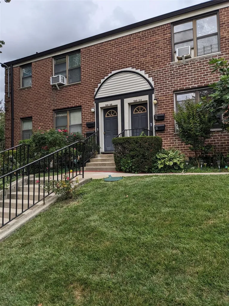 196-54 67 Avenue Fresh Meadows NY 11365