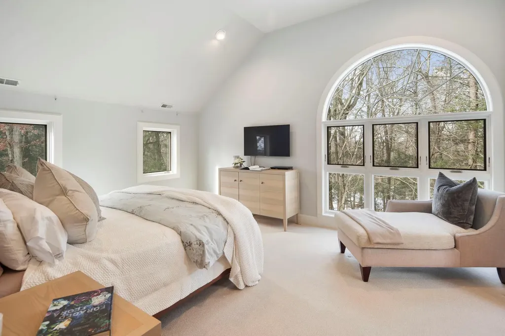 27 Neustadt Lane Chappaqua NY 10514