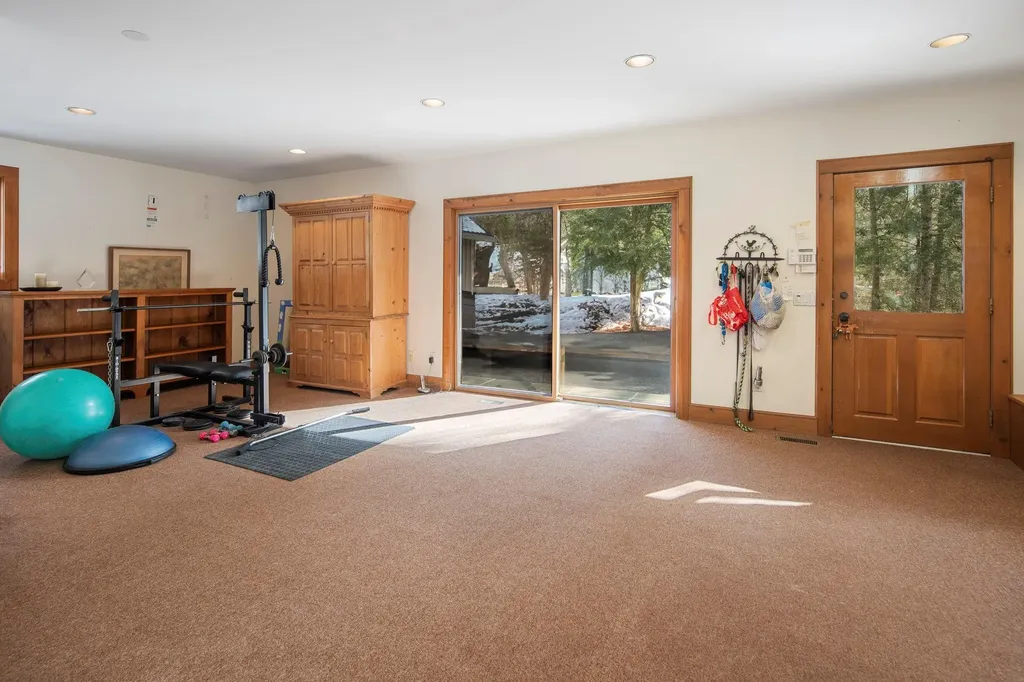27 Neustadt Lane Chappaqua NY 10514
