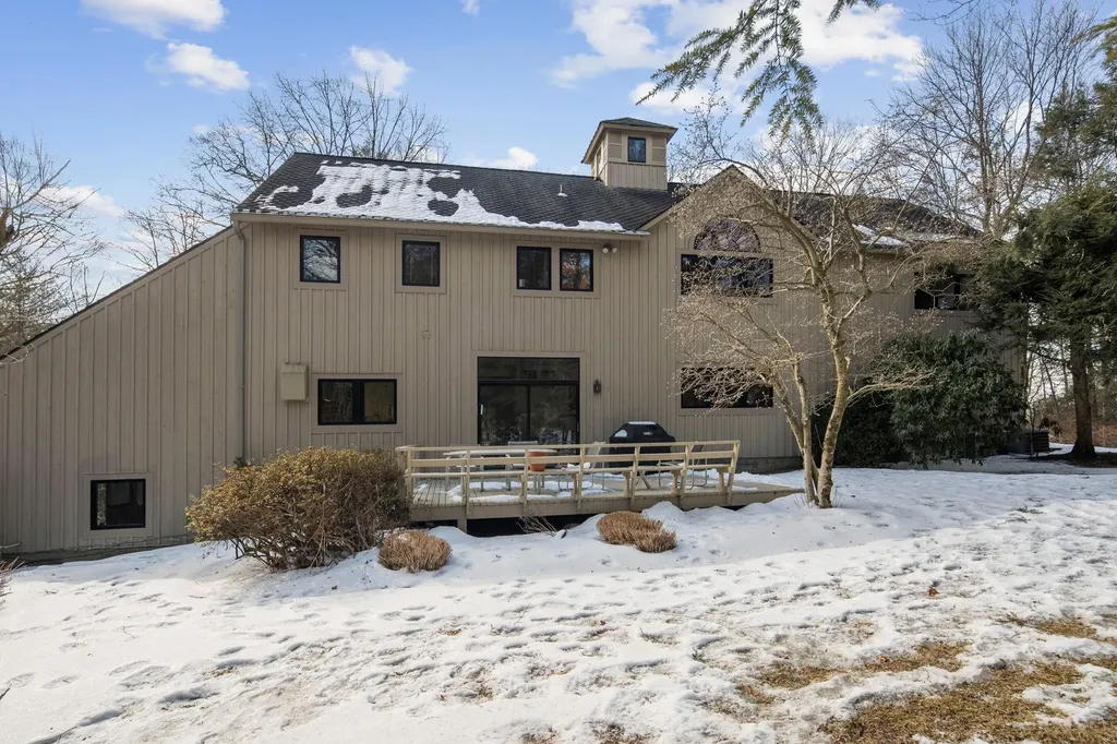27 Neustadt Lane Chappaqua NY 10514
