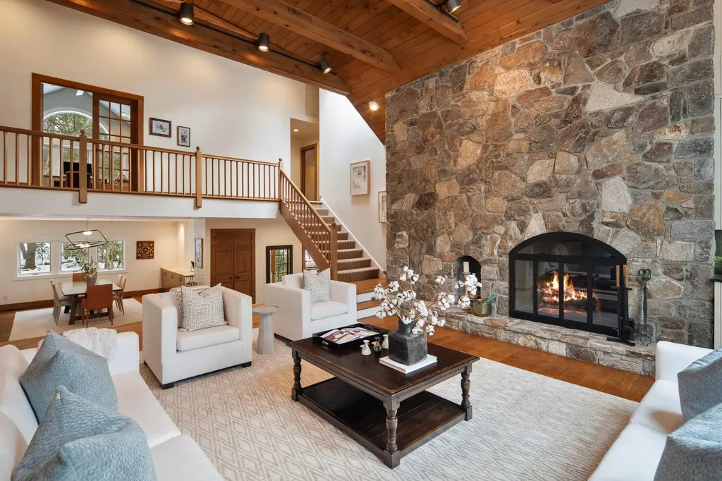 27 Neustadt Lane Chappaqua NY 10514