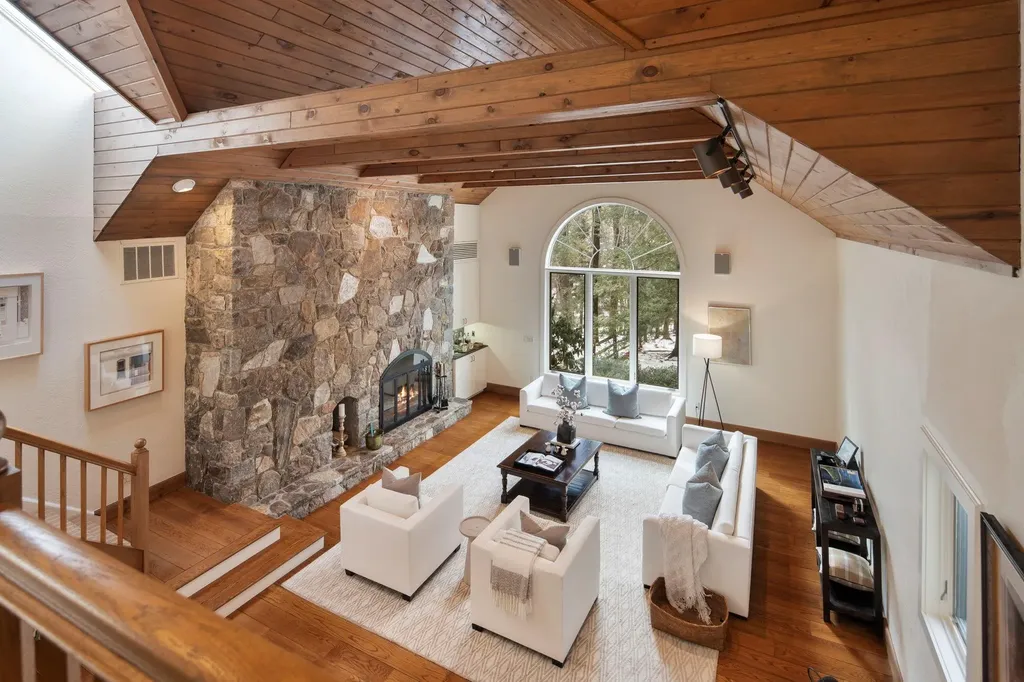 27 Neustadt Lane Chappaqua NY 10514