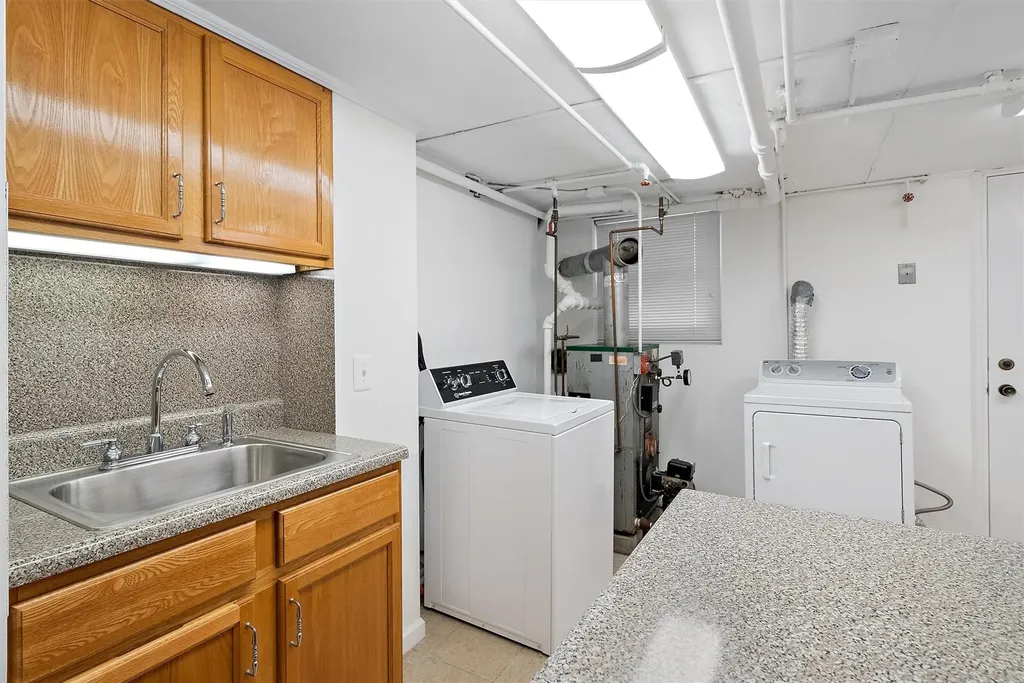 1606 Merry Avenue Bronx NY 10461