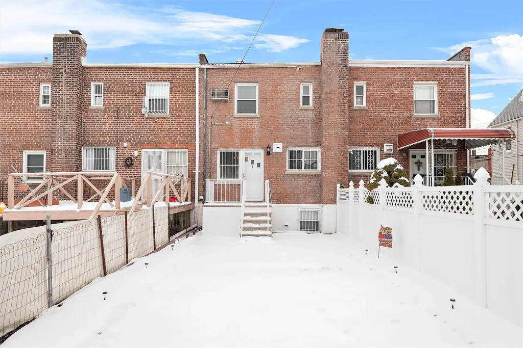 1606 Merry Avenue Bronx NY 10461