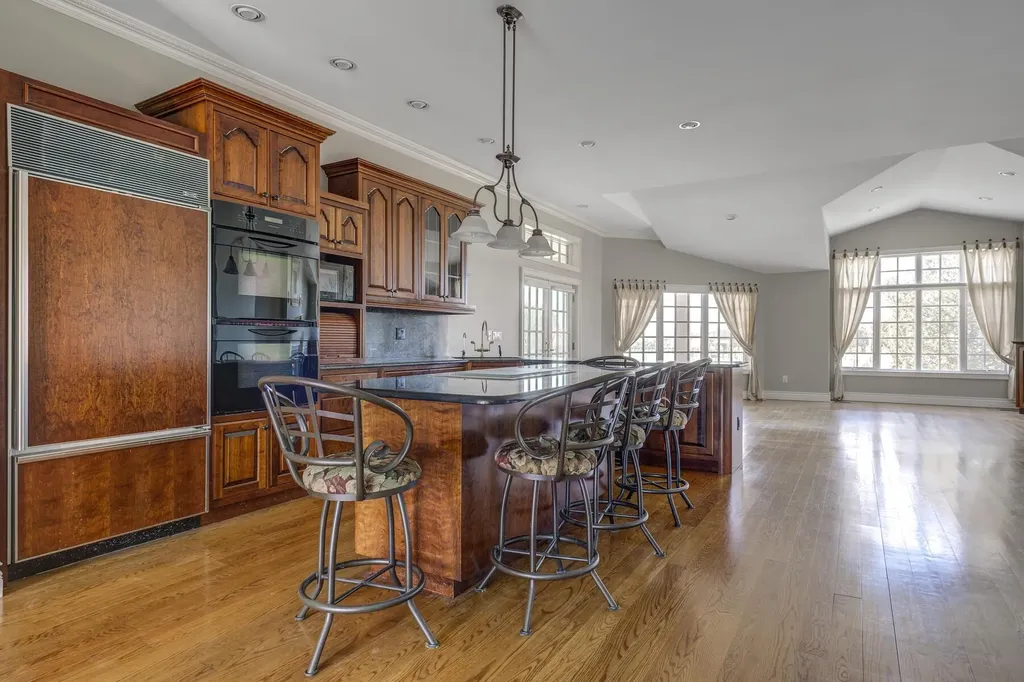 276 Ocean Avenue Islip NY 11751