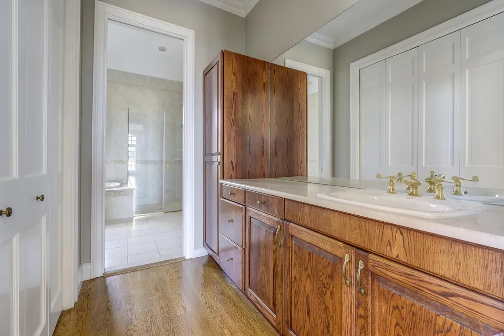 276 Ocean Avenue Islip NY 11751