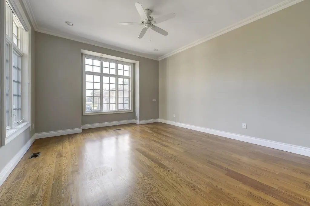 276 Ocean Avenue Islip NY 11751