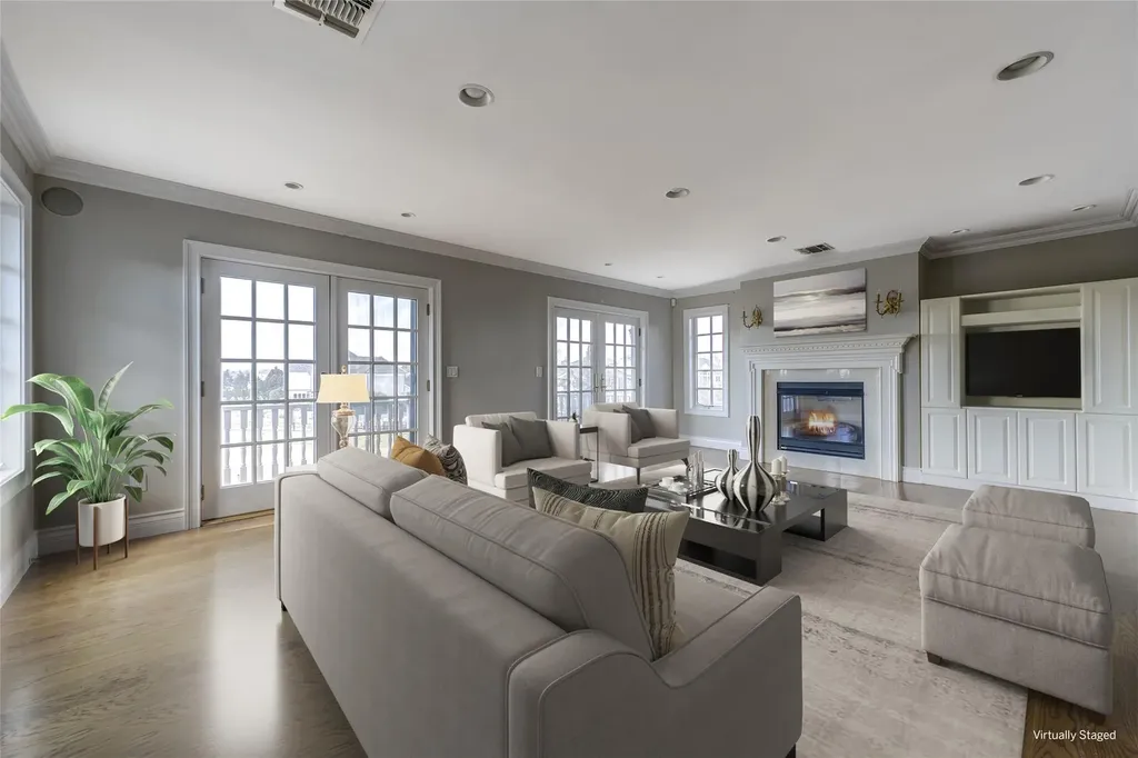 276 Ocean Avenue Islip NY 11751