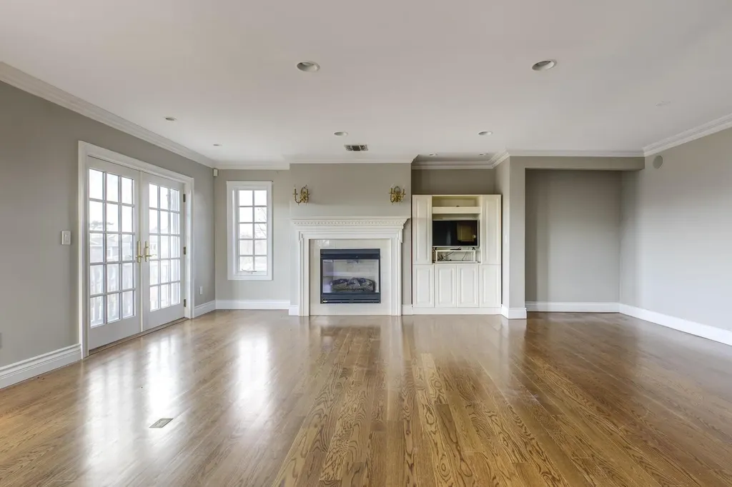 276 Ocean Avenue Islip NY 11751