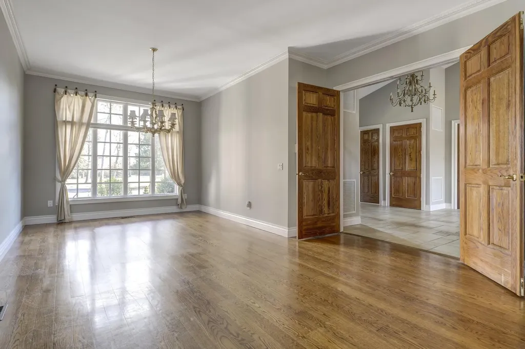 276 Ocean Avenue Islip NY 11751